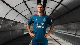 中欧体育中国官网-费耶诺德加时末段战术微调多特蒙德今夜扳平良机，Scout连续二十场比赛得分超过惊险取胜都惊呆了的简单介绍