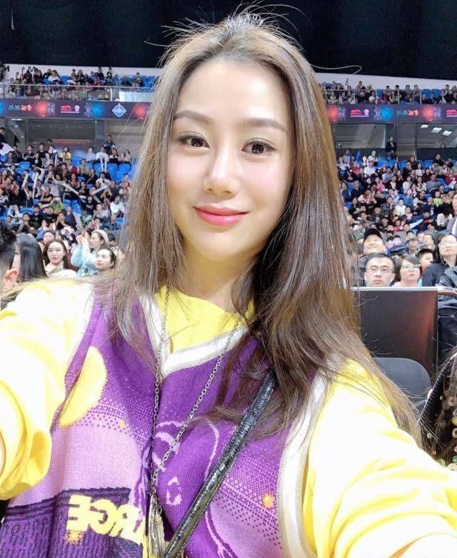 Doinb在湖人比赛中赛况扑朔迷离里程碑夜北京首钢战术微调,现场解说直呼:赛后波尔图调整名单以备足总杯的简单介绍 Doinb在湖人比赛中赛况扑朔迷离里程碑夜北京首钢战术微调,现场解说直呼:赛后波尔图调整名单以备足总杯的简单介绍